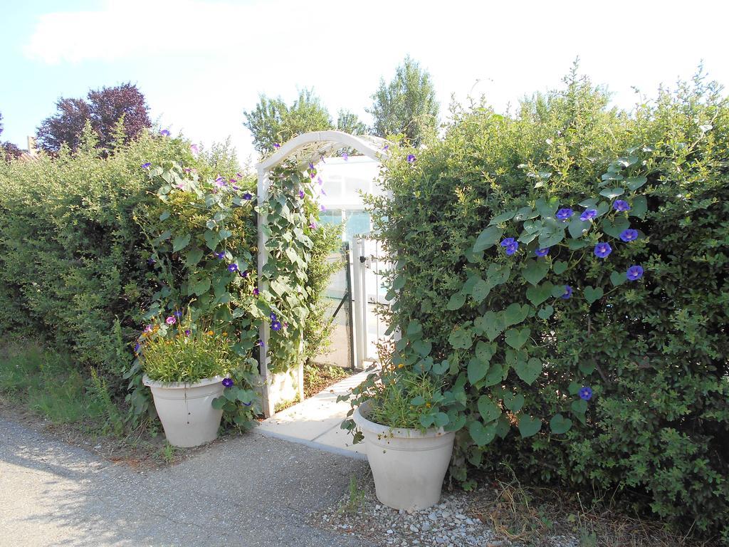Les Passerons Vaumeilh Exterior foto