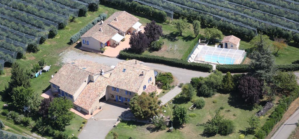 Les Passerons Vaumeilh Exterior foto